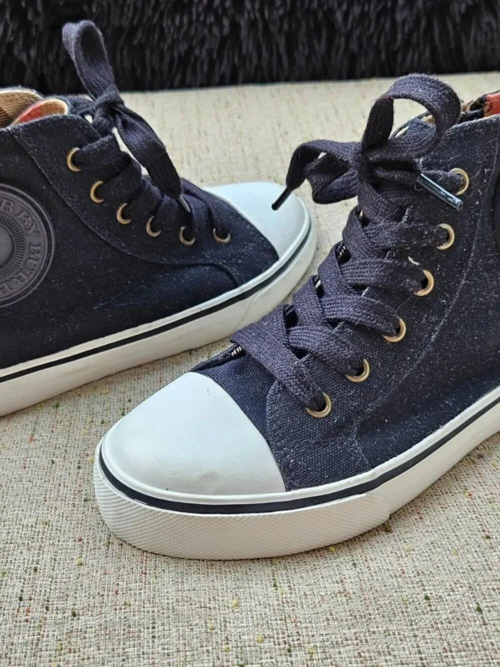 Burberry Kids Shoes High Top Lace Up Sneaker Black Size 32 Authentic